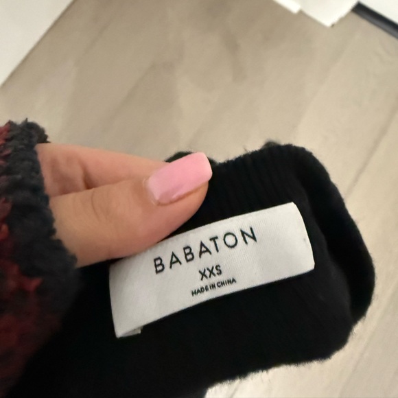 Aritzia Babaton sweater - Picture 7 of 8